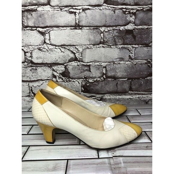 Salvatore Ferragamo Ivory Leather Snake Yellow Patent Dress Heels Women Sz 5B US - Picture 4 of 16